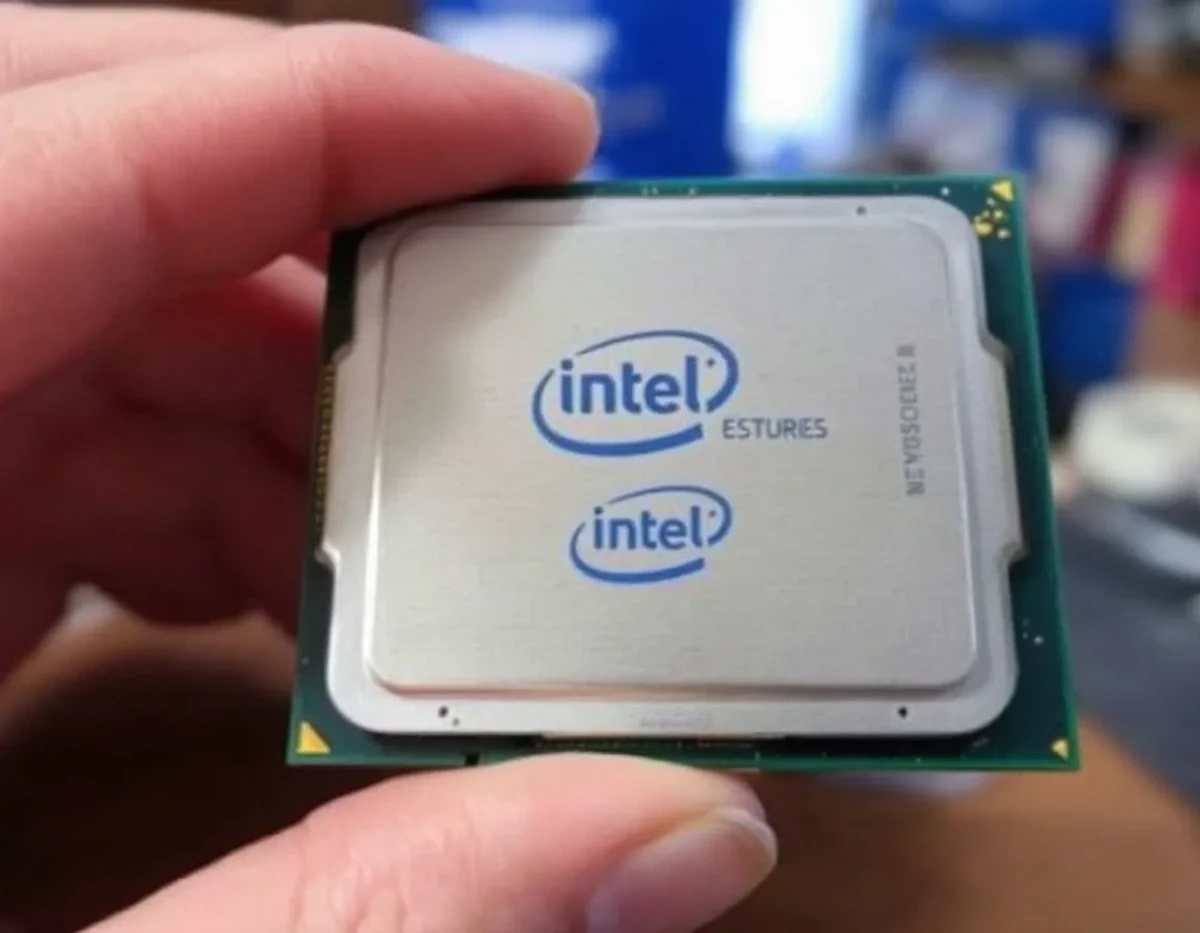 Guide Complet sur les Processeurs Intel : Décryptage des Séries et Analyse des Performances